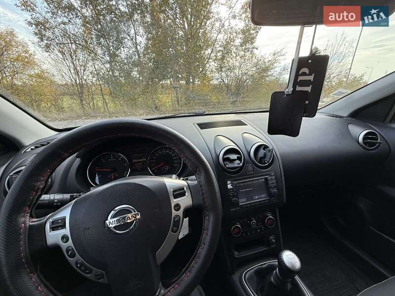 Внедорожник / Кроссовер Nissan Qashqai+2 2011 в Берегово