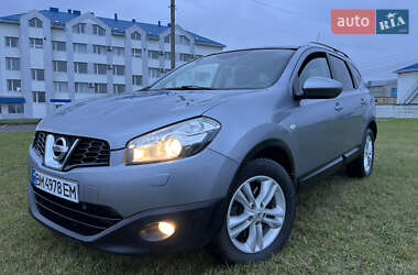 Внедорожник / Кроссовер Nissan Qashqai+2 2011 в Луцке