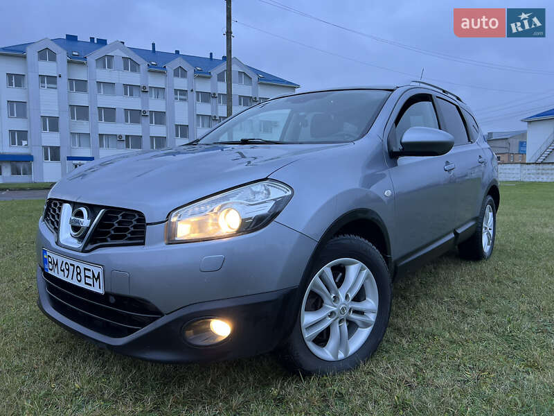 Nissan Qashqai+2 2011