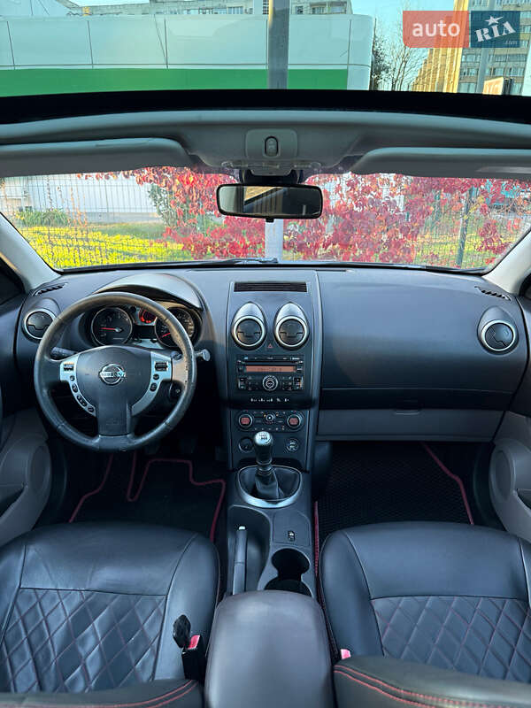 Позашляховик / Кросовер Nissan Qashqai+2 2009 в Одесі