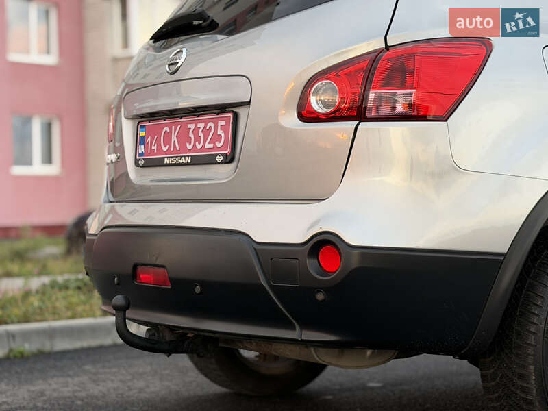 Позашляховик / Кросовер Nissan Qashqai+2 2010 в Вінниці
