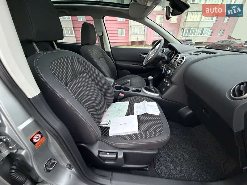Позашляховик / Кросовер Nissan Qashqai+2 2010 в Вінниці