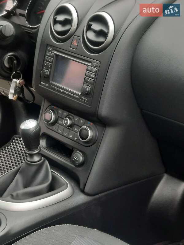 Внедорожник / Кроссовер Nissan Qashqai+2 2011 в Кропивницком