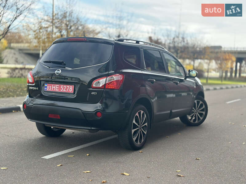 Внедорожник / Кроссовер Nissan Qashqai+2 2013 в Киеве