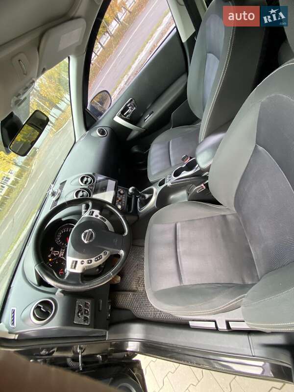 Позашляховик / Кросовер Nissan Qashqai+2 2012 в Білій Церкві фото 17 Позашляховик / Кросовер Nissan Qashqai+2 2012 в Білій Церкві
