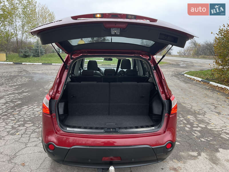 Позашляховик / Кросовер Nissan Qashqai+2 2013 в Новоархангельську фото 11 Позашляховик / Кросовер Nissan Qashqai+2 2013 в Новоархангельську