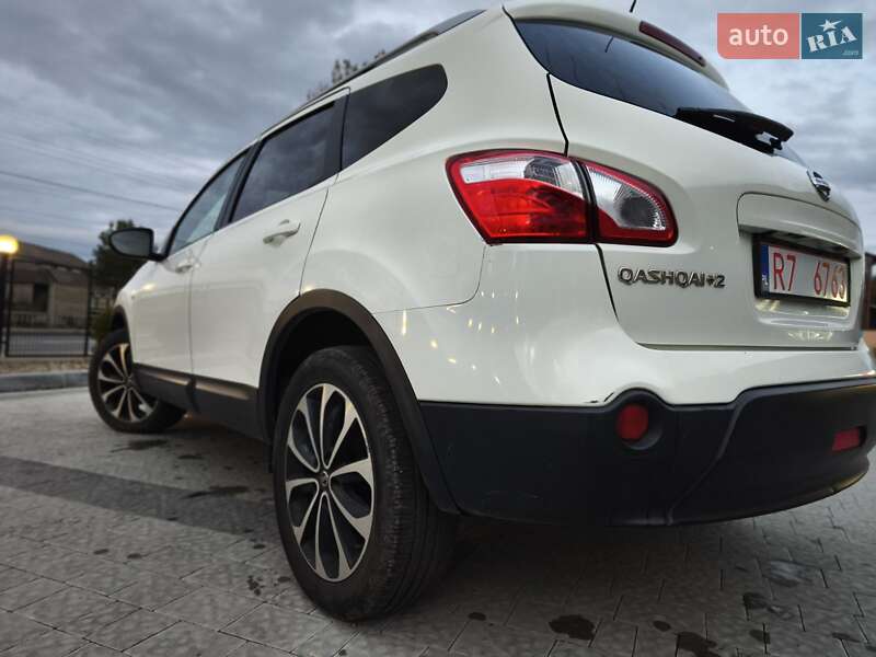 Позашляховик / Кросовер Nissan Qashqai+2 2010 в Львові фото 11 Позашляховик / Кросовер Nissan Qashqai+2 2010 в Львові