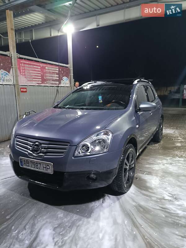 Внедорожник / Кроссовер Nissan Qashqai+2 2009 в Калиновке