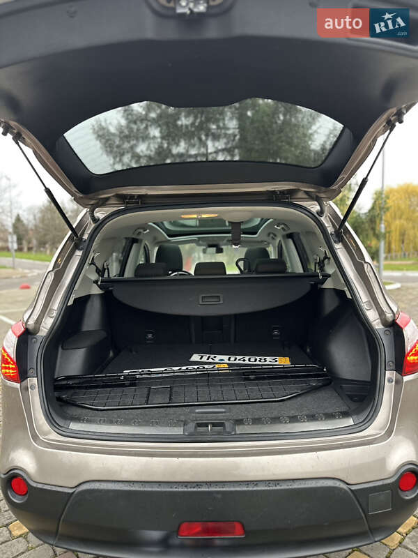 Внедорожник / Кроссовер Nissan Qashqai+2 2012 в Луцке фото 23 Внедорожник / Кроссовер Nissan Qashqai+2 2012 в Луцке