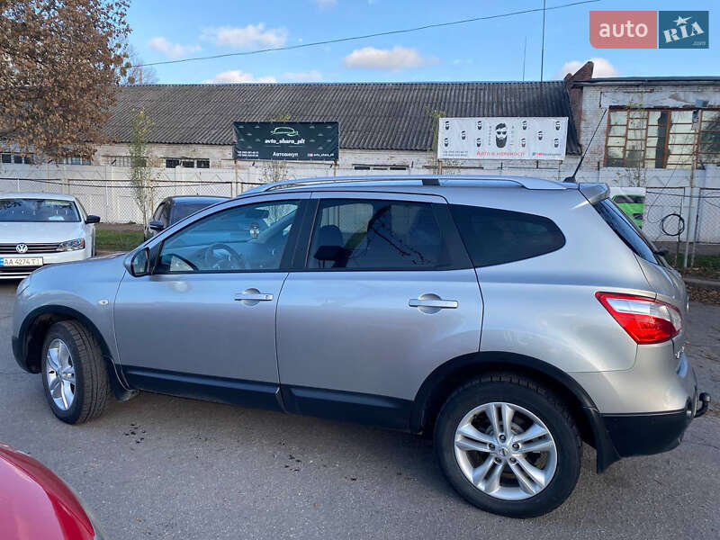 Внедорожник / Кроссовер Nissan Qashqai+2 2011 в Полтаве