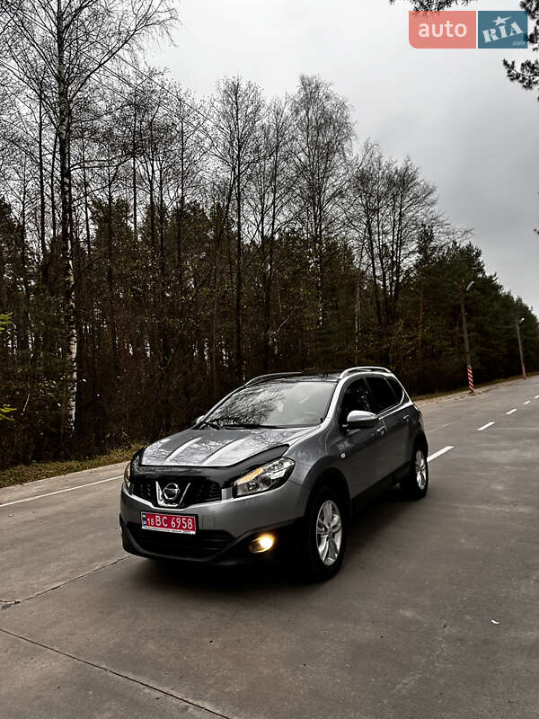 Внедорожник / Кроссовер Nissan Qashqai+2 2010 в Славуте