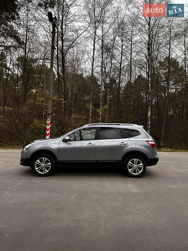 Внедорожник / Кроссовер Nissan Qashqai+2 2010 в Славуте