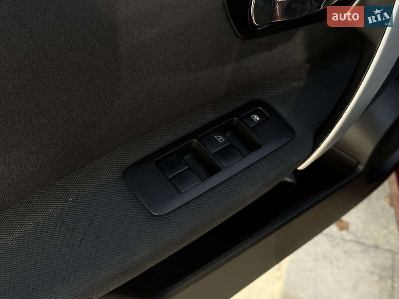 Внедорожник / Кроссовер Nissan Qashqai+2 2011 в Ивано-Франковске