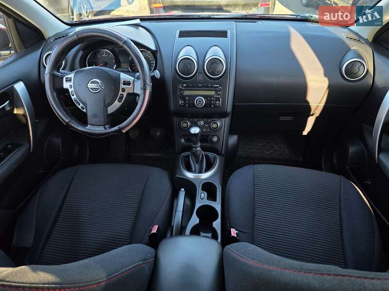 Внедорожник / Кроссовер Nissan Qashqai+2 2010 в Тернополе фото 34 Внедорожник / Кроссовер Nissan Qashqai+2 2010 в Тернополе