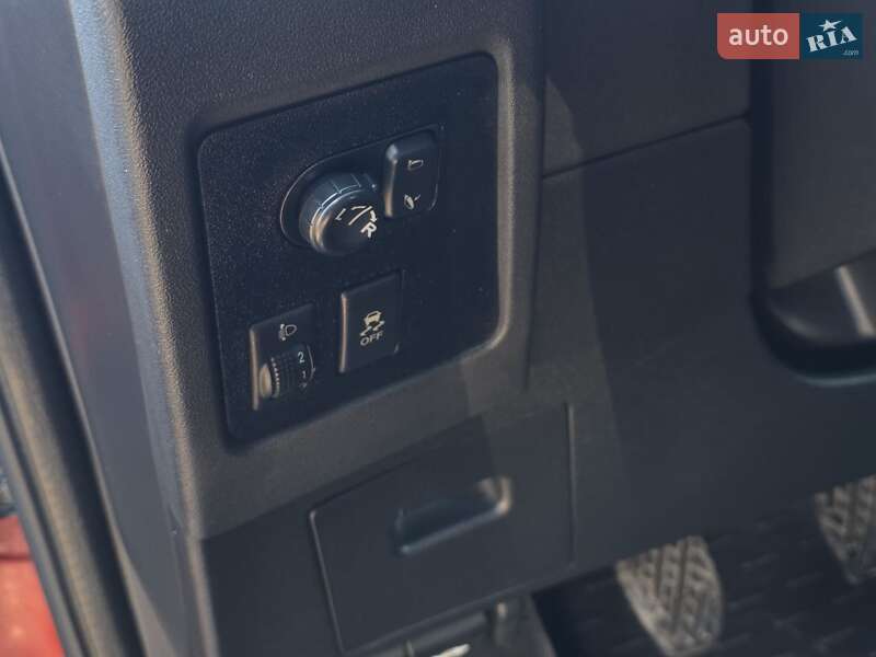 Внедорожник / Кроссовер Nissan Qashqai+2 2010 в Тернополе фото 39 Внедорожник / Кроссовер Nissan Qashqai+2 2010 в Тернополе