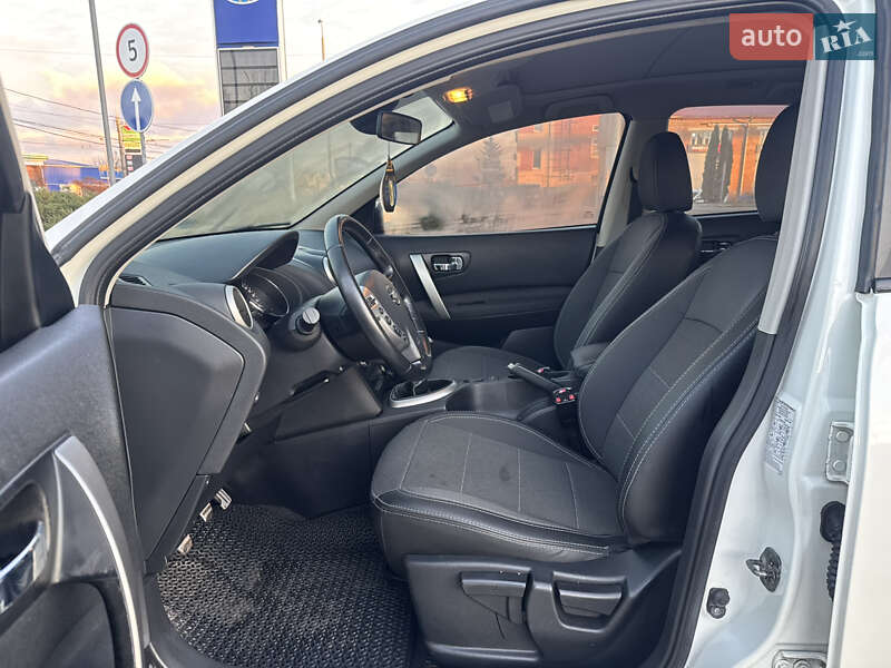 Позашляховик / Кросовер Nissan Qashqai+2 2011 в Сумах