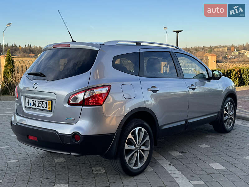 Внедорожник / Кроссовер Nissan Qashqai+2 2013 в Дрогобыче