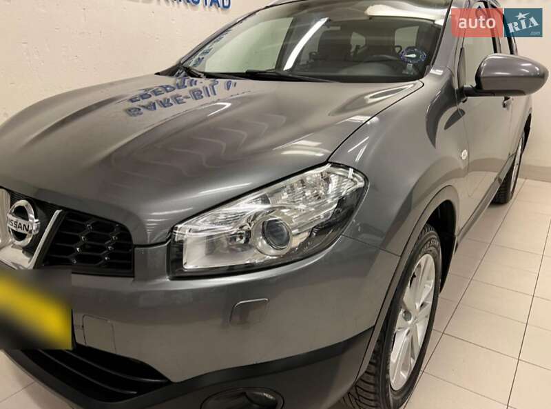 Внедорожник / Кроссовер Nissan Qashqai+2 2012 в Староконстантинове