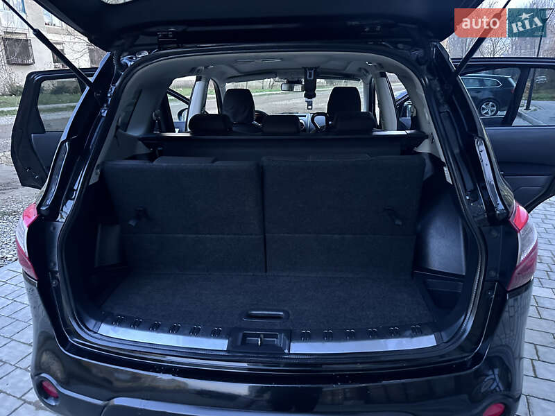 Внедорожник / Кроссовер Nissan Qashqai+2 2010 в Ивано-Франковске