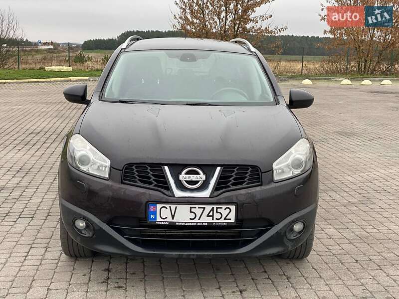 Внедорожник / Кроссовер Nissan Qashqai+2 2010 в Звягеле фото 4 Внедорожник / Кроссовер Nissan Qashqai+2 2010 в Звягеле