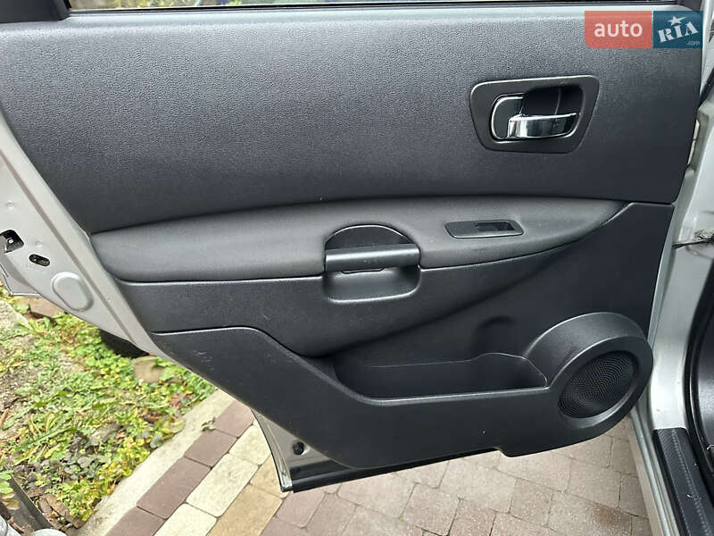 Внедорожник / Кроссовер Nissan Qashqai+2 2010 в Коломые