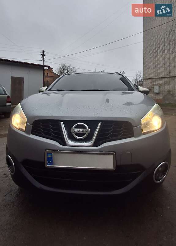 Позашляховик / Кросовер Nissan Qashqai+2 2010 в Старокостянтинові