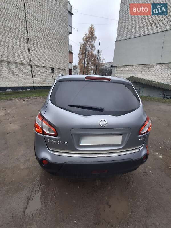 Позашляховик / Кросовер Nissan Qashqai+2 2010 в Старокостянтинові