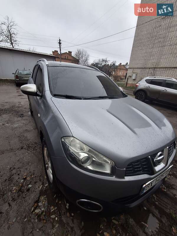 Позашляховик / Кросовер Nissan Qashqai+2 2010 в Старокостянтинові