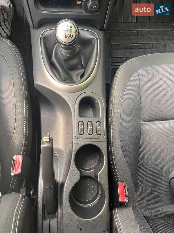 Внедорожник / Кроссовер Nissan Qashqai+2 2010 в Киеве