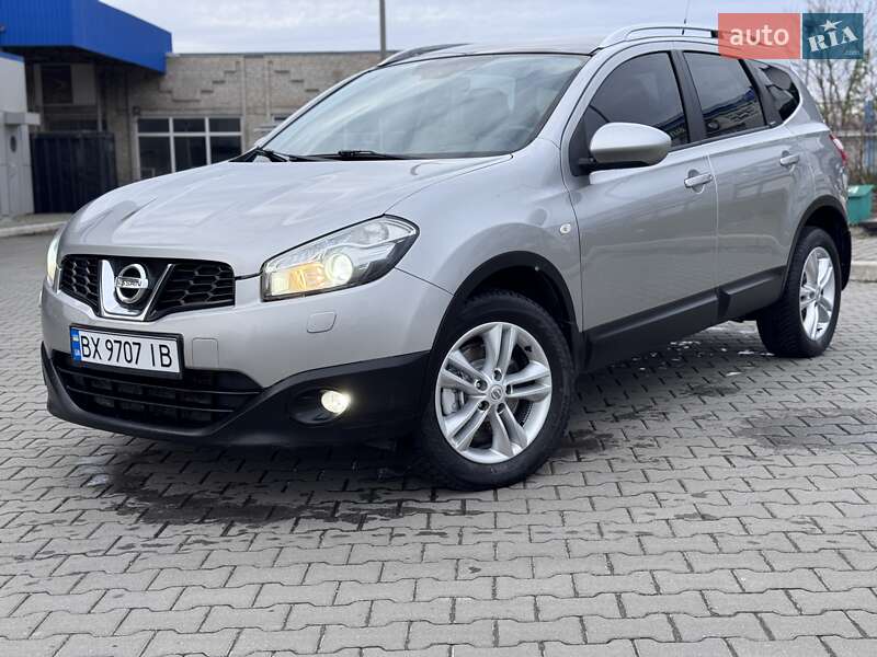 Позашляховик / Кросовер Nissan Qashqai+2 2011 в Хмельницькому