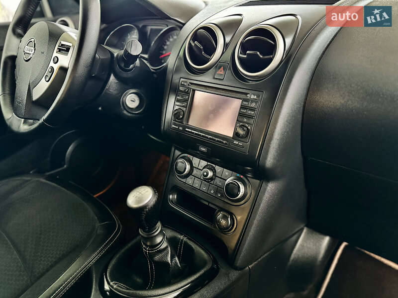 Позашляховик / Кросовер Nissan Qashqai+2 2013 в Стрию