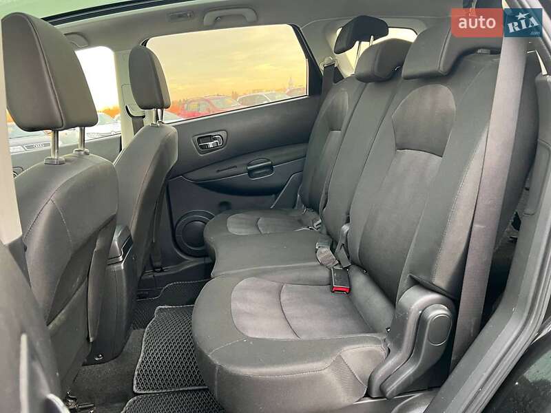 Позашляховик / Кросовер Nissan Qashqai+2 2012 в Львові