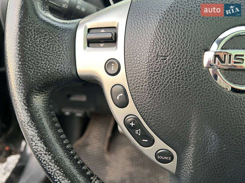 Позашляховик / Кросовер Nissan Qashqai+2 2012 в Львові