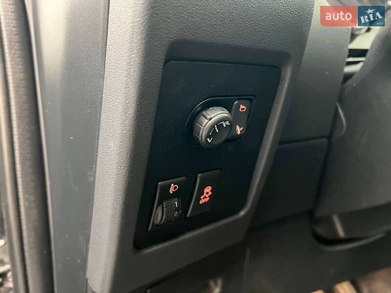 Позашляховик / Кросовер Nissan Qashqai+2 2012 в Львові