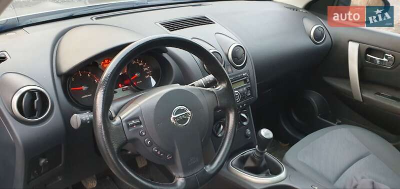 Позашляховик / Кросовер Nissan Qashqai+2 2009 в Козятині