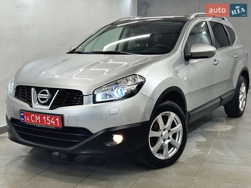 Позашляховик / Кросовер Nissan Qashqai+2 2010 в Стрию