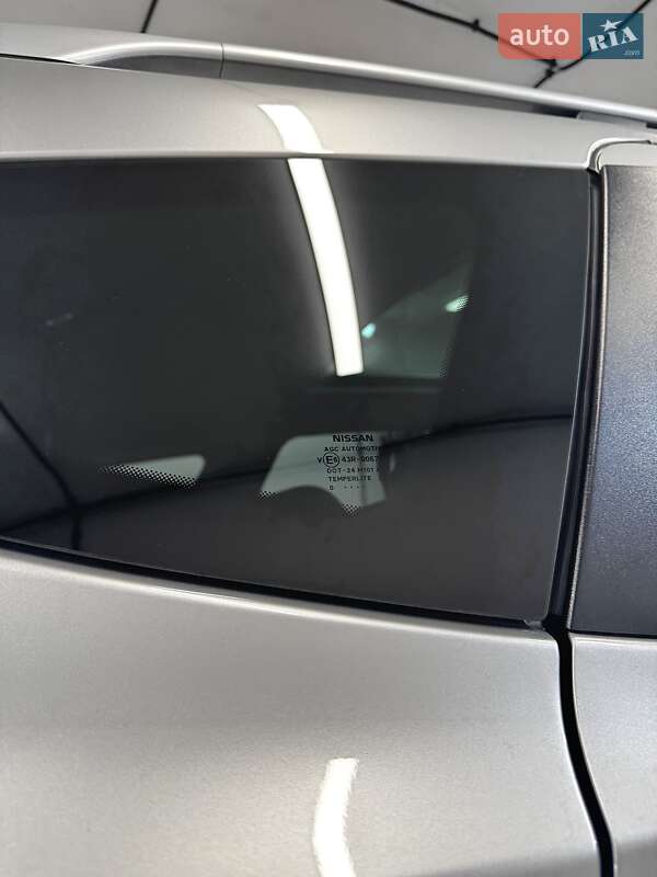 Позашляховик / Кросовер Nissan Qashqai+2 2010 в Стрию