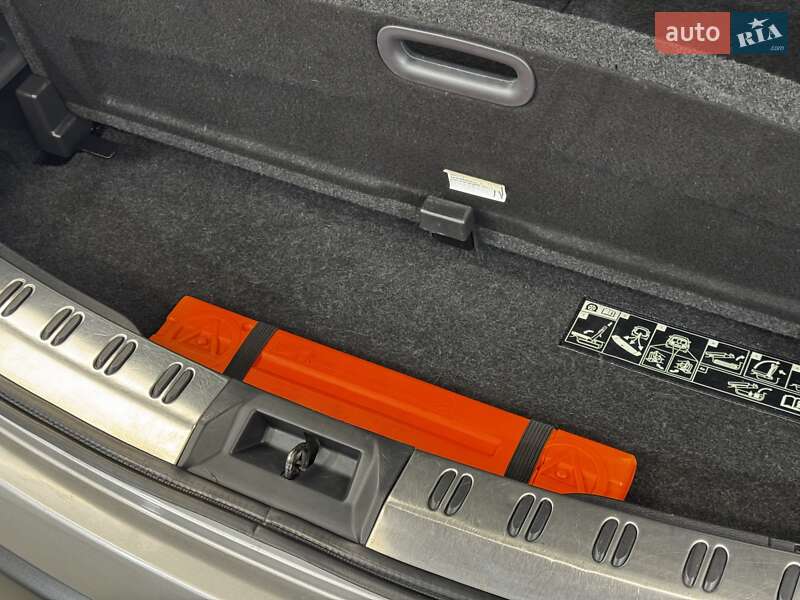 Позашляховик / Кросовер Nissan Qashqai+2 2010 в Стрию