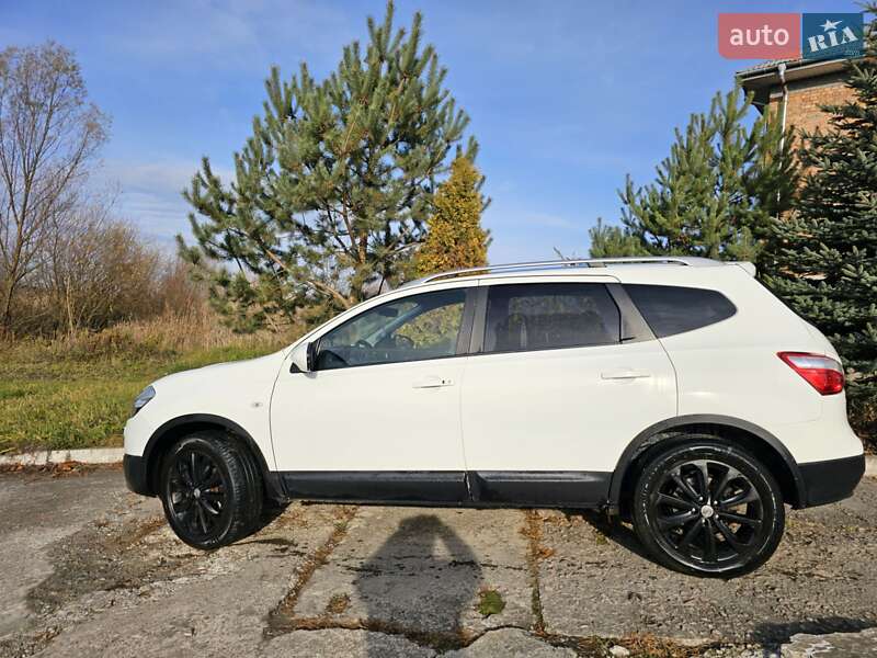 Позашляховик / Кросовер Nissan Qashqai+2 2010 в Новому Розділі фото 6 Позашляховик / Кросовер Nissan Qashqai+2 2010 в Новому Розділі