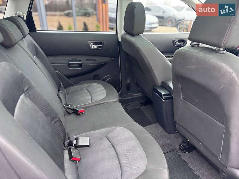 Позашляховик / Кросовер Nissan Qashqai+2 2010 в Коломиї