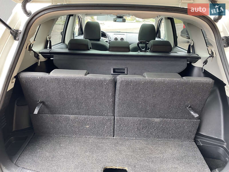 Позашляховик / Кросовер Nissan Qashqai+2 2012 в Нововолинську