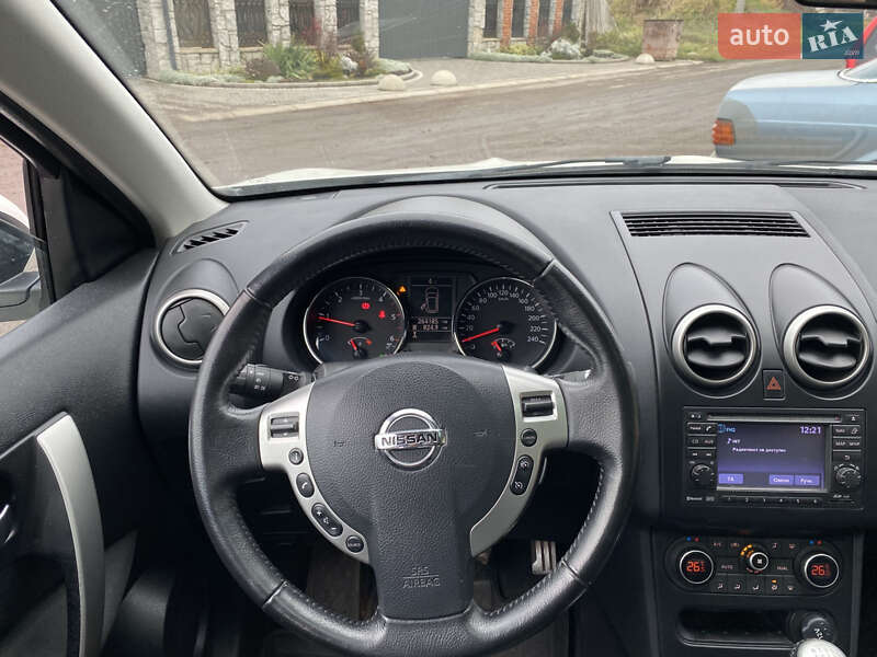 Позашляховик / Кросовер Nissan Qashqai+2 2012 в Нововолинську