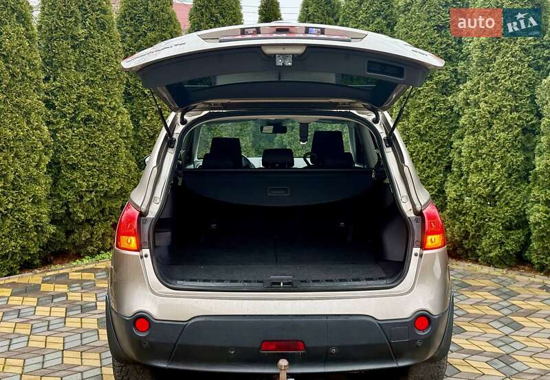 Внедорожник / Кроссовер Nissan Qashqai+2 2009 в Самборе