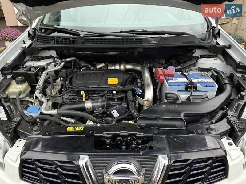 Внедорожник / Кроссовер Nissan Qashqai+2 2013 в Ивано-Франковске