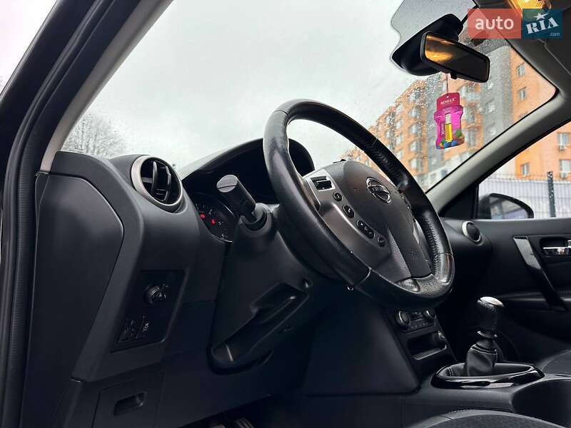 Внедорожник / Кроссовер Nissan Qashqai+2 2013 в Виннице