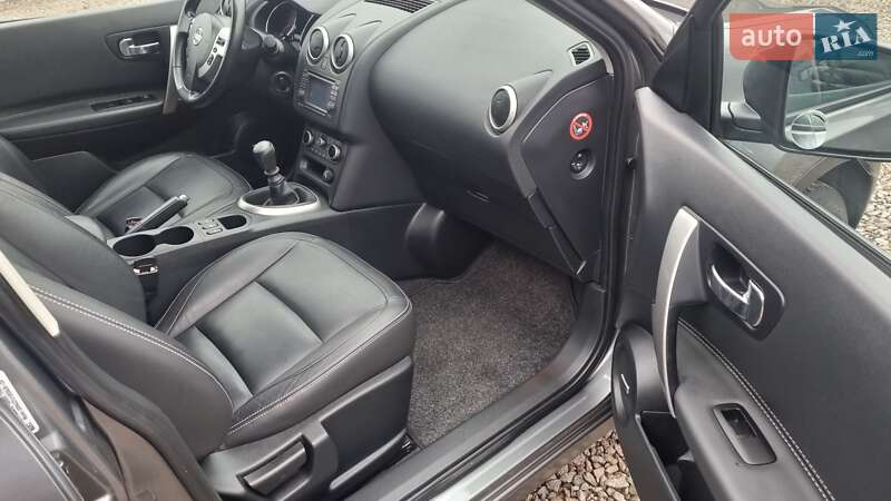 Внедорожник / Кроссовер Nissan Qashqai+2 2011 в Коростене