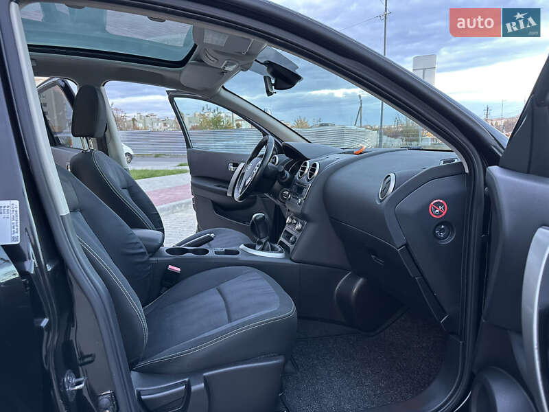 Позашляховик / Кросовер Nissan Qashqai+2 2011 в Вінниці