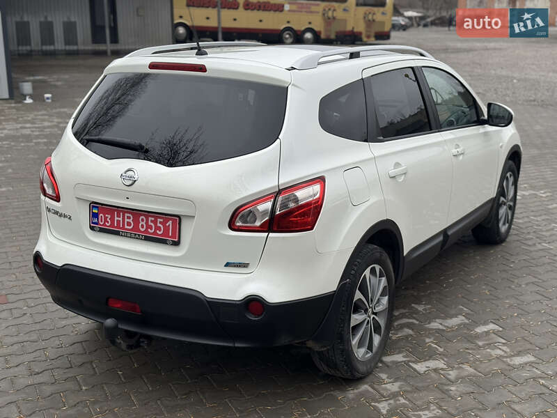 Позашляховик / Кросовер Nissan Qashqai+2 2013 в Костопілі