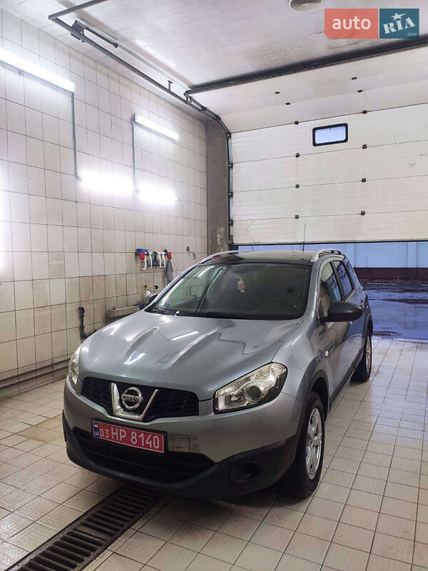 Nissan Qashqai+2 2010 Nissan Qashqai+2 2010