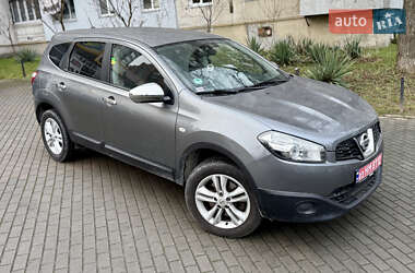 Позашляховик / Кросовер Nissan Qashqai+2 2011 в Рівному